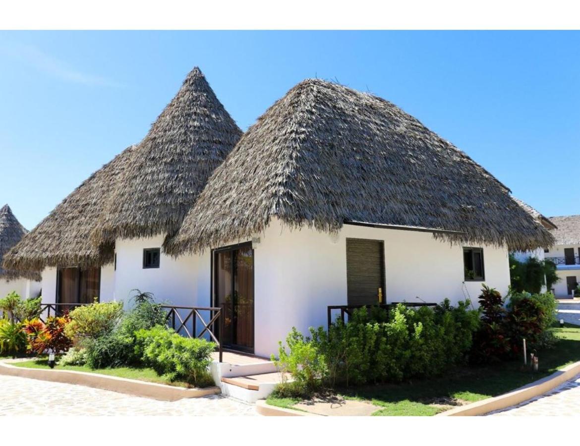 Safari Hotel And Villas Powered By Cocotel Bulala Esterno foto