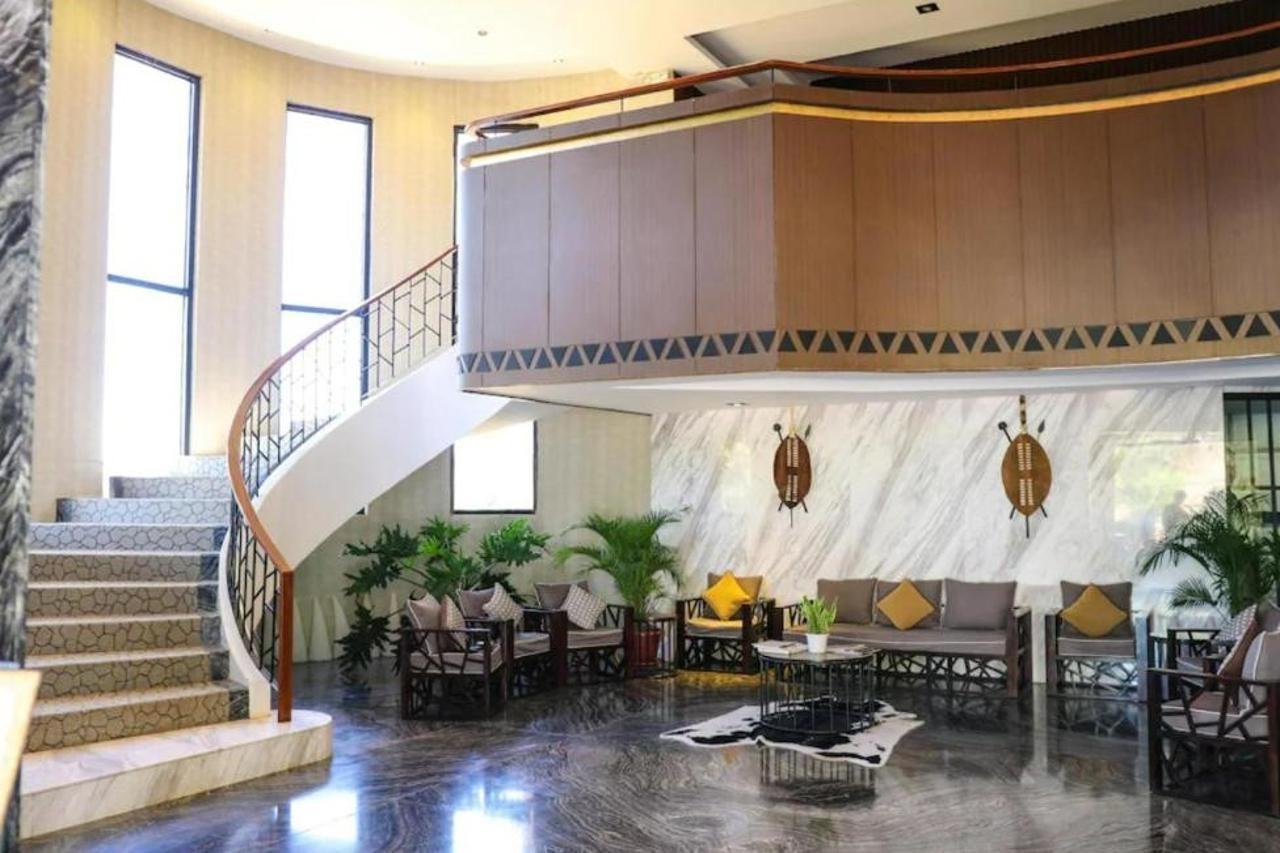 Safari Hotel And Villas Powered By Cocotel Bulala Esterno foto
