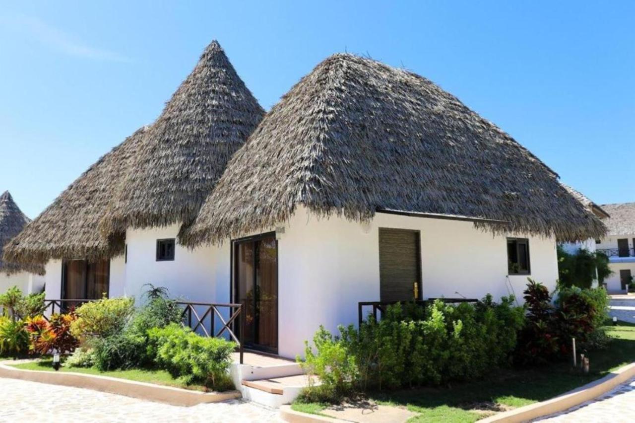 Safari Hotel And Villas Powered By Cocotel Bulala Esterno foto